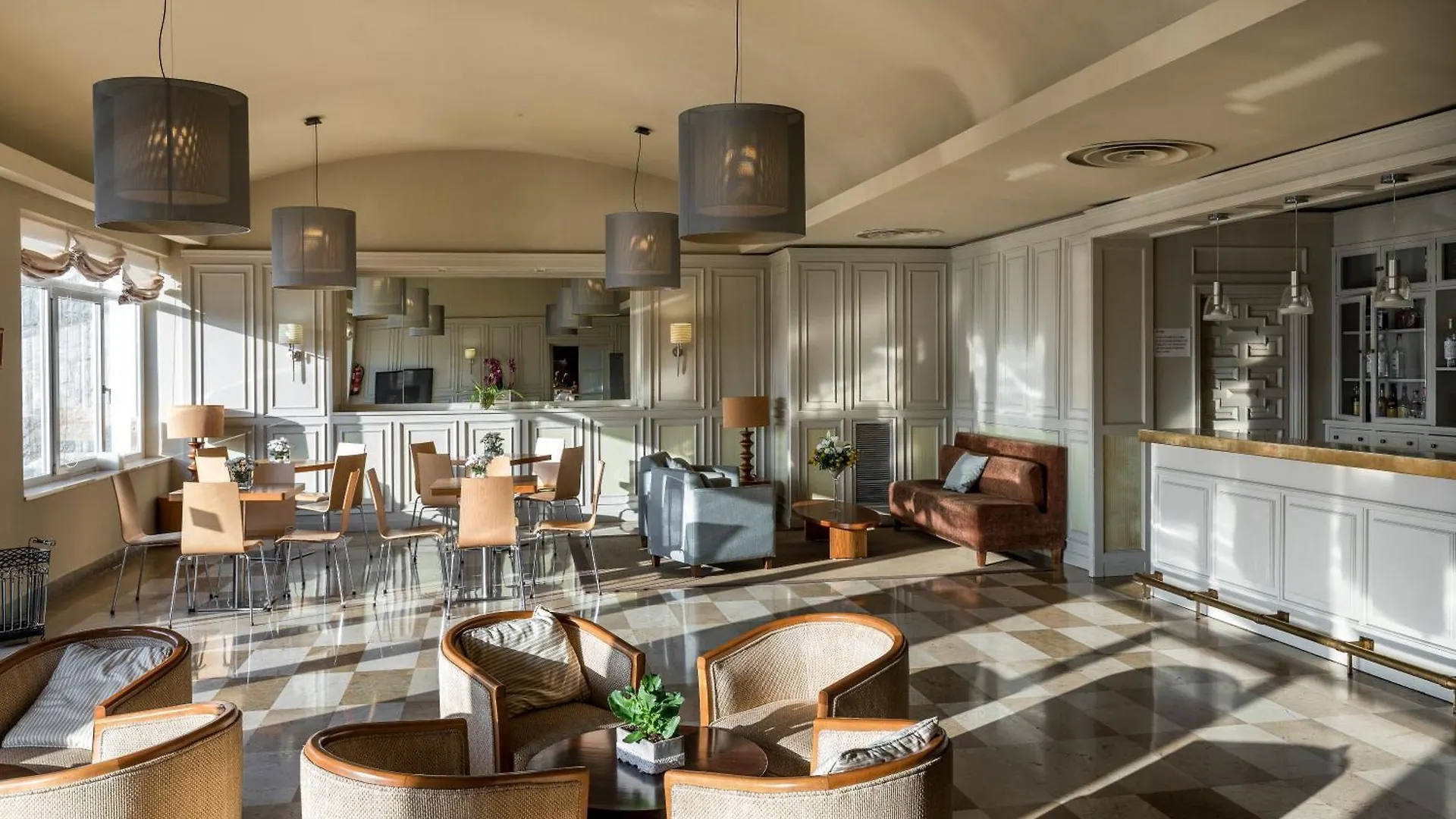 Parador De Vic-Sau Tavernoles Hotel