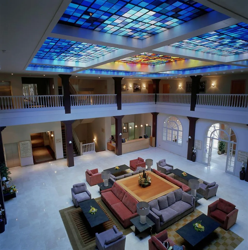 Hotel Parador De Vic-Sau Tavernoles