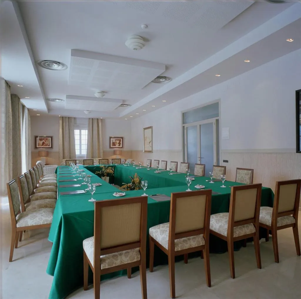 **** Hotel Parador De Vic-Sau Tavernoles Spagna