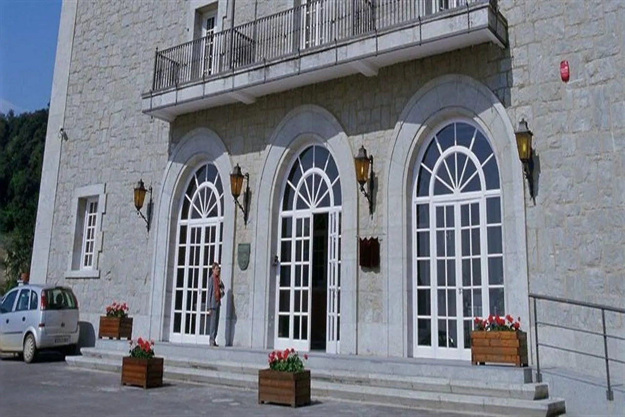 Parador De Vic-Sau Tavernoles