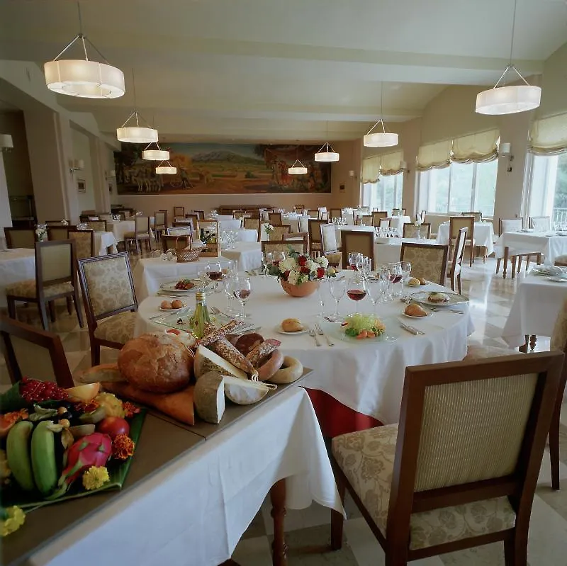 Parador De Vic-Sau Tavernoles