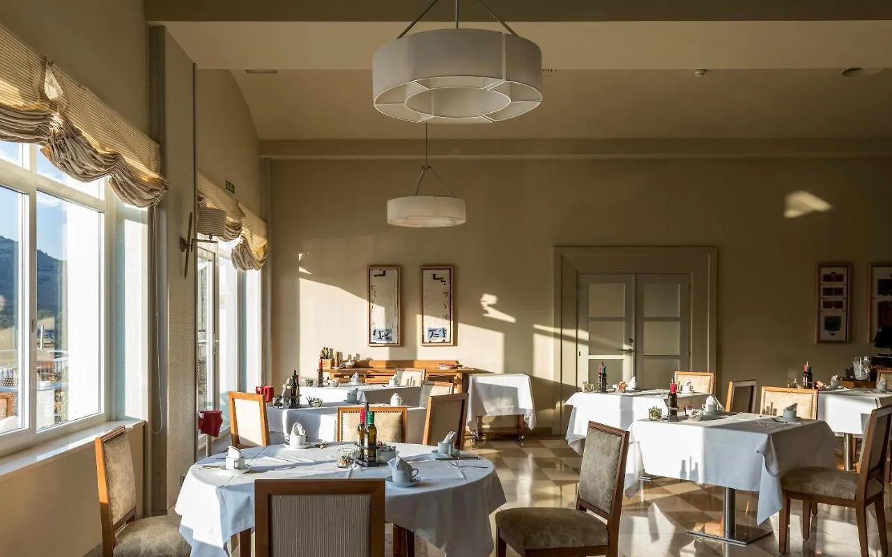 Hotel Parador De Vic-Sau Tavernoles